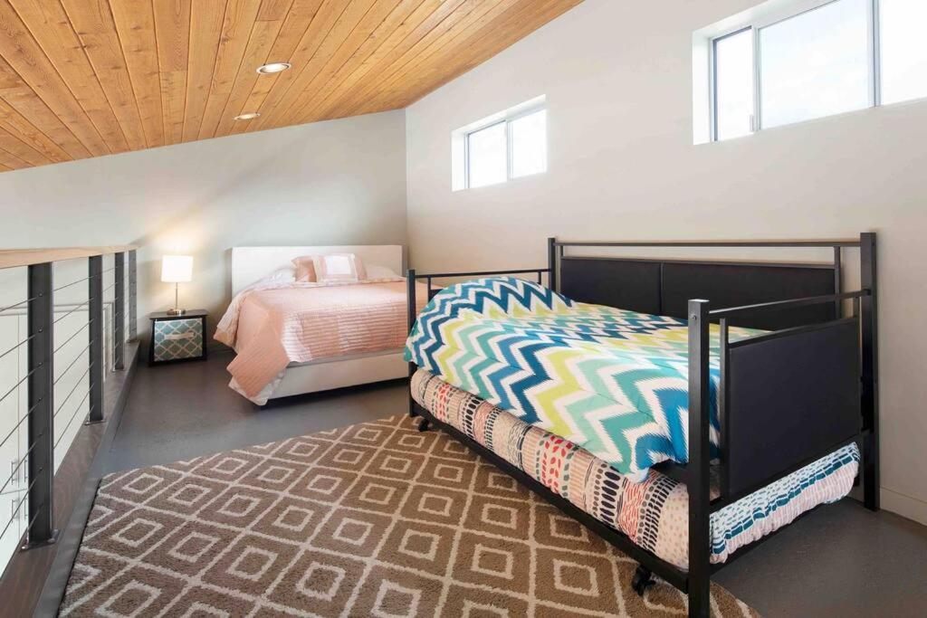 Villa Dreamloft And Patio On The Hill à Cedar City Extérieur photo
